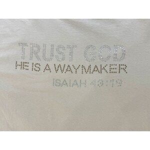TRUST GOD HE IS A WAYMAKER Isaiah 43:19 Crystals Beige‎ Cotton T-Shirt Size L